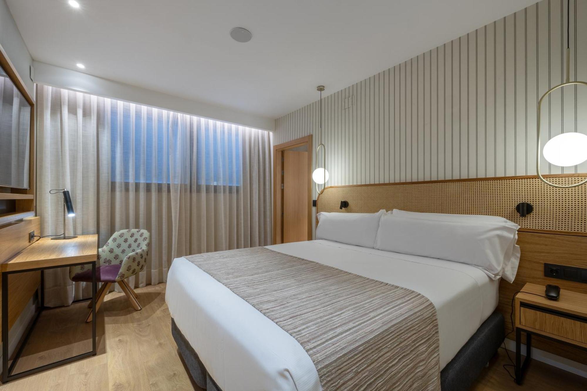 Catalonia Diagonal Centro Otel Barselona Dış mekan fotoğraf